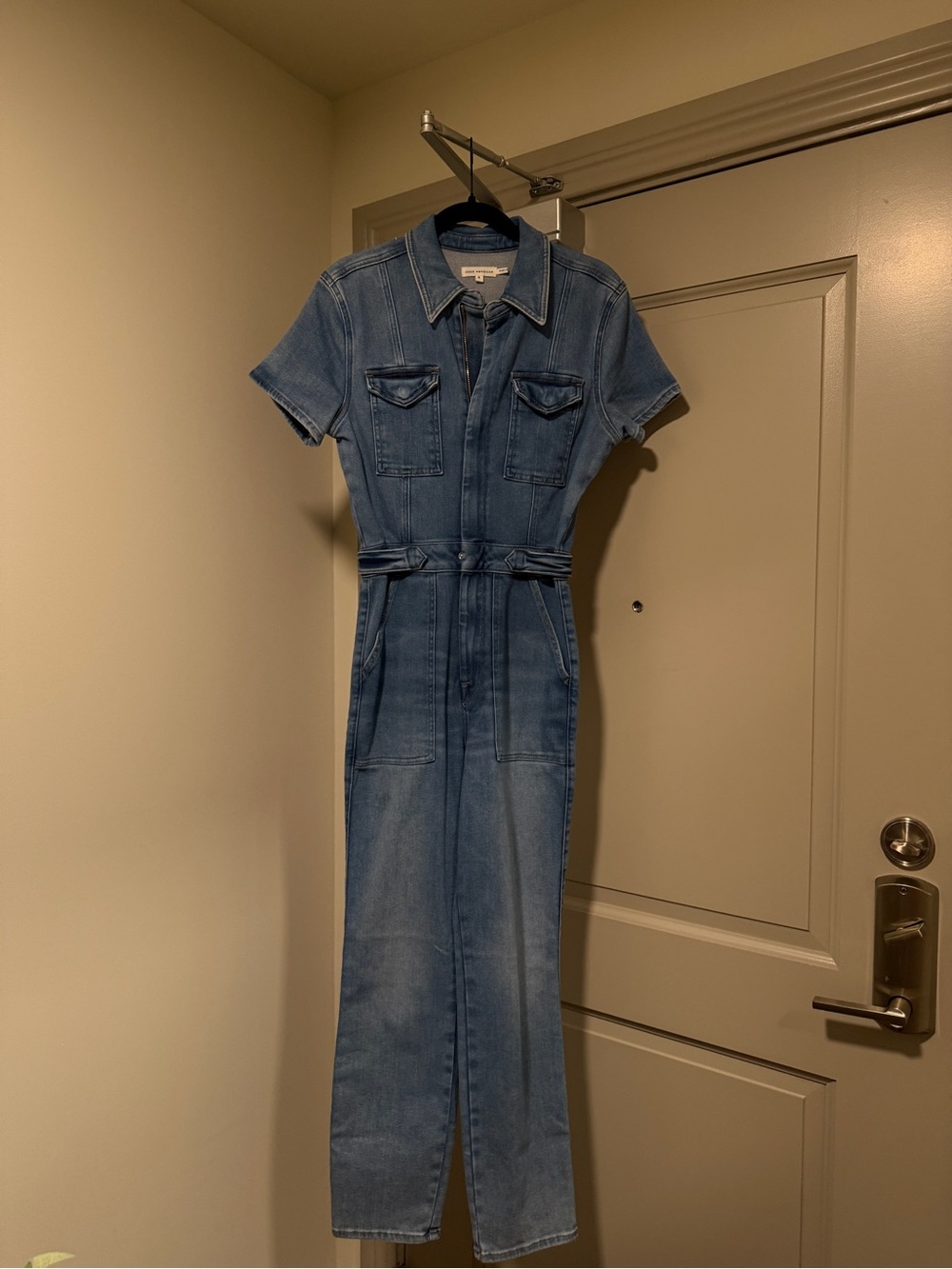 Good American Light Blue Denim Top with Short Sleeves